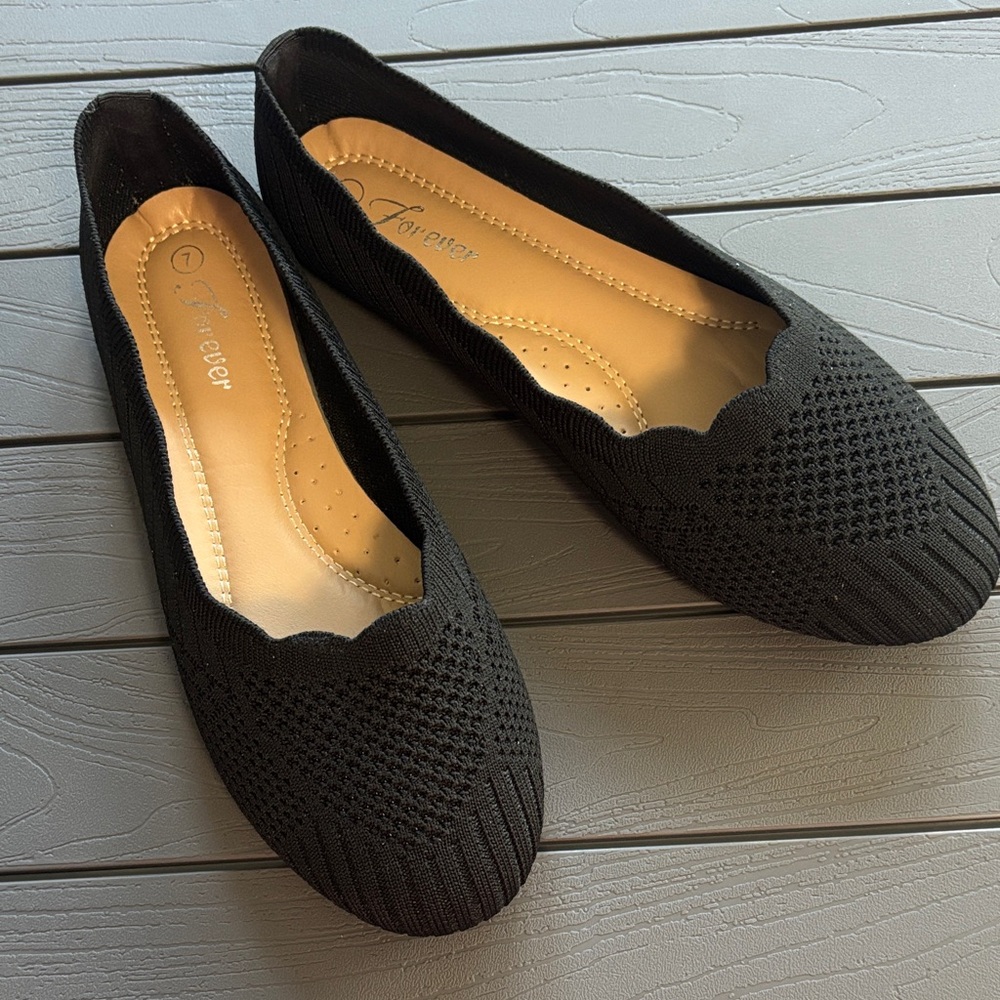 Black Macrame Textured Flats